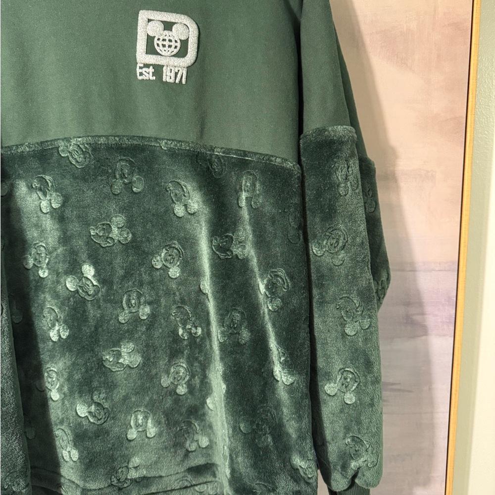 Disney World Spirit Jersey Mickey Dark Green Silver Crewneck Fleece Sweatshirt - Picture 5 of 6
